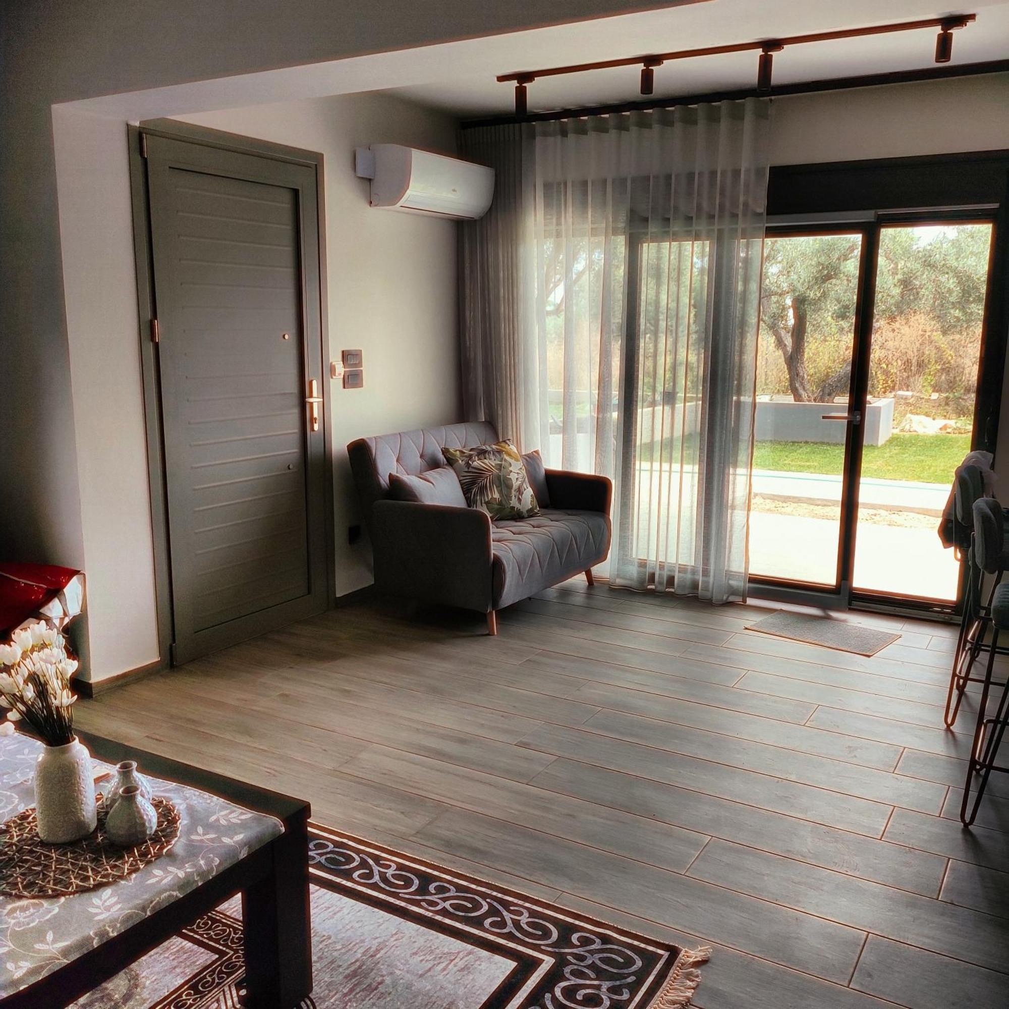 Onari Holiday home *